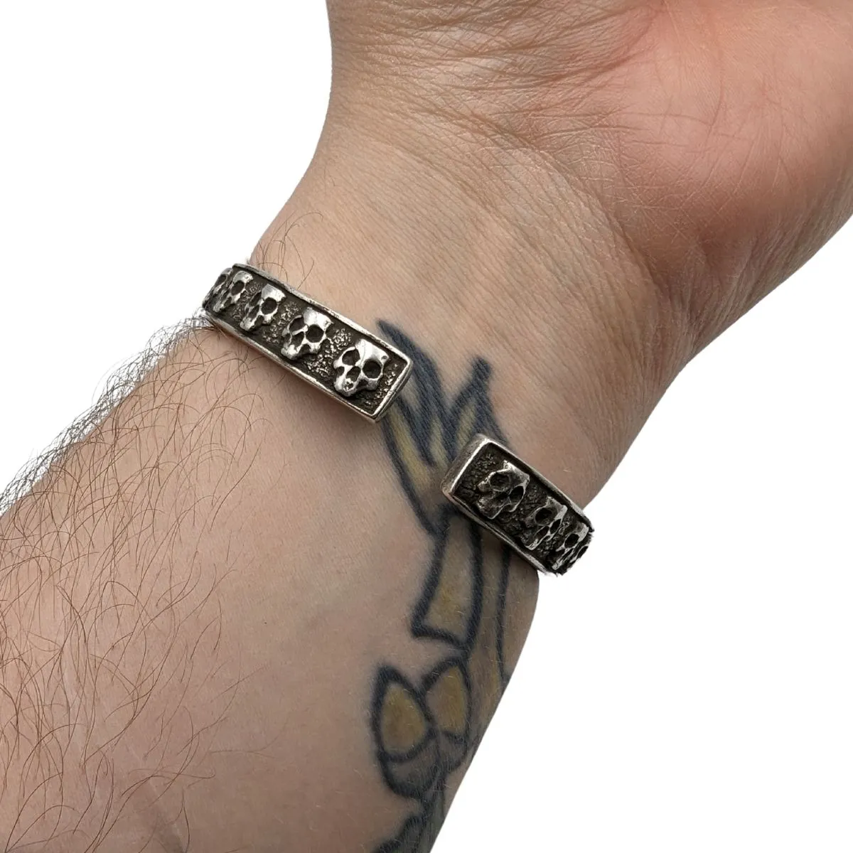 Heavy skull arm ring bronze bracelet