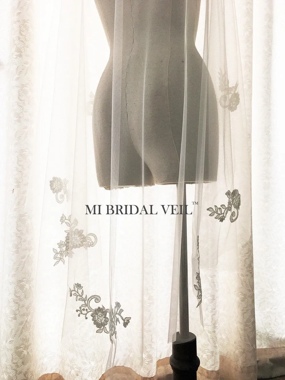 Mantilla Veil, Vintage Inspired Lace Appliqués Cap Veil, Mi Bridal